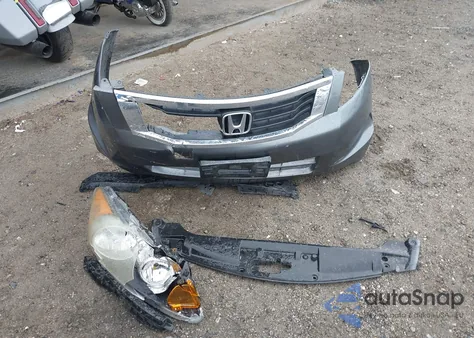 2010 Honda Accord 2.4 Lx-P z USA, uszkodzony, nr VIN 1HGCP2F4XAA003242